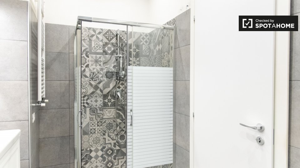 Immagine 10 di Ufficio in affitto  in Via Napoleone III a Roma