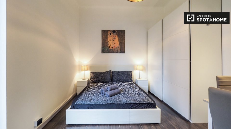 Immagine 3 di Ufficio in affitto  in Via Antonio Mambretti, 20157 Milano MI, Italy a Milano