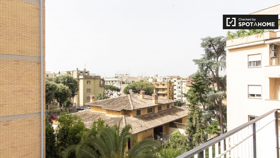 Immagine 6 di Appartamento in affitto  in Via Monte Bianco, 00141 Roma RM, Italy a Roma