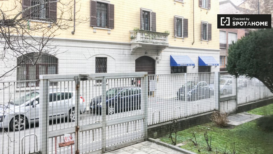 Immagine 5 di Appartamento in affitto  in Via Bernardino Verro a Milano