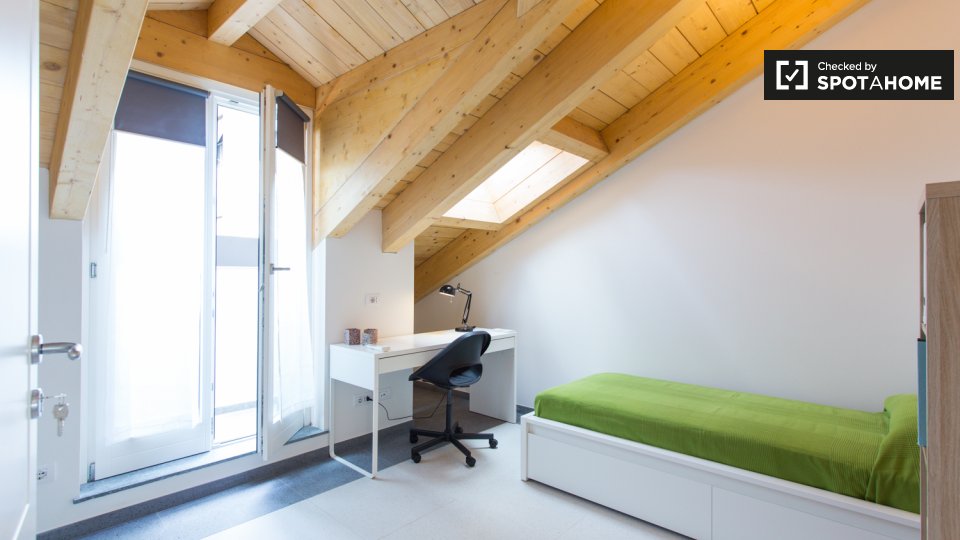 Immagine 1 di Camera condivisa in affitto  in Viale Bligny a Milano