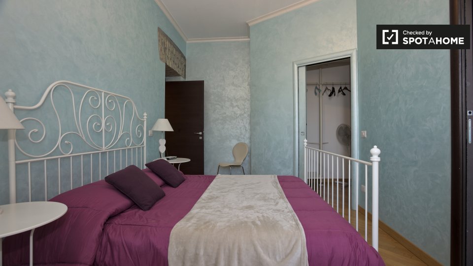 Immagine 2 di Camera condivisa in affitto  in Via Monselice a Roma