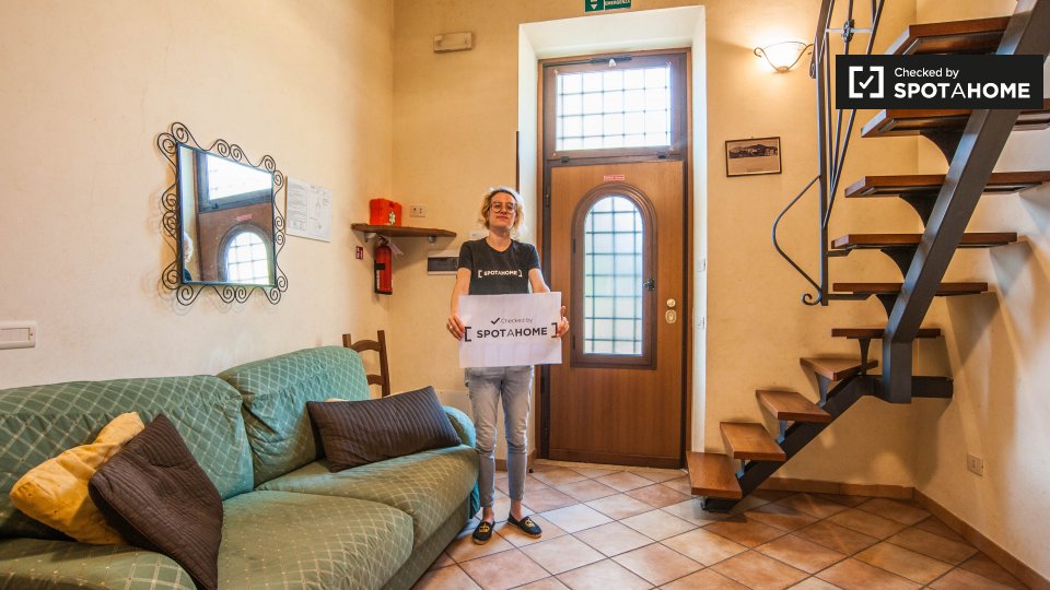 Immagine 9 di Appartamento in affitto  in Via Tuscolana a Roma