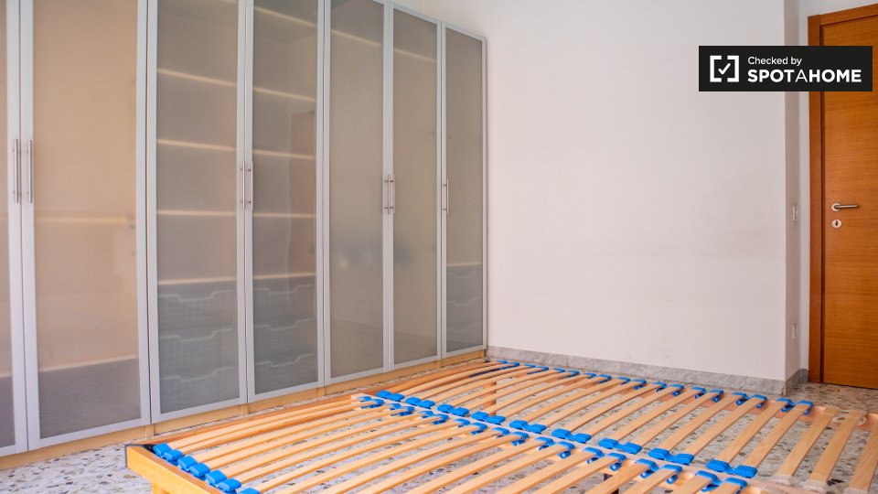 Immagine 13 di Appartamento in affitto  in Via Gregorio XIII, 00167 Roma RM, Italy a Roma