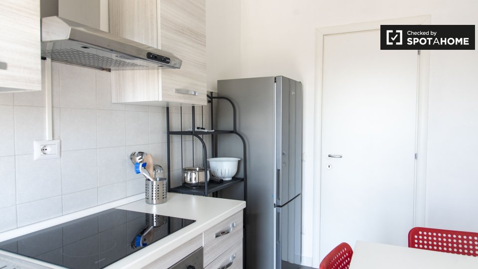 Immagine 7 di Camera condivisa in affitto  in Viale Etiopia a Roma