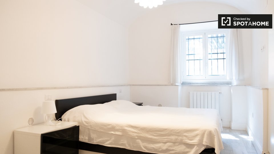 Immagine 3 di Appartamento in affitto  in Via dei Giovi a Roma