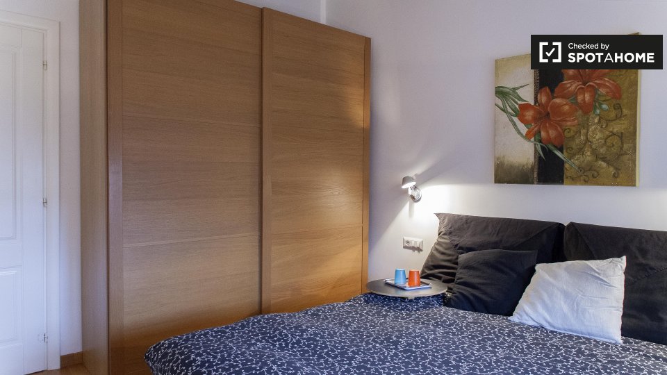 Immagine 3 di Camera condivisa in affitto  in Via Anite di Tegea a Roma