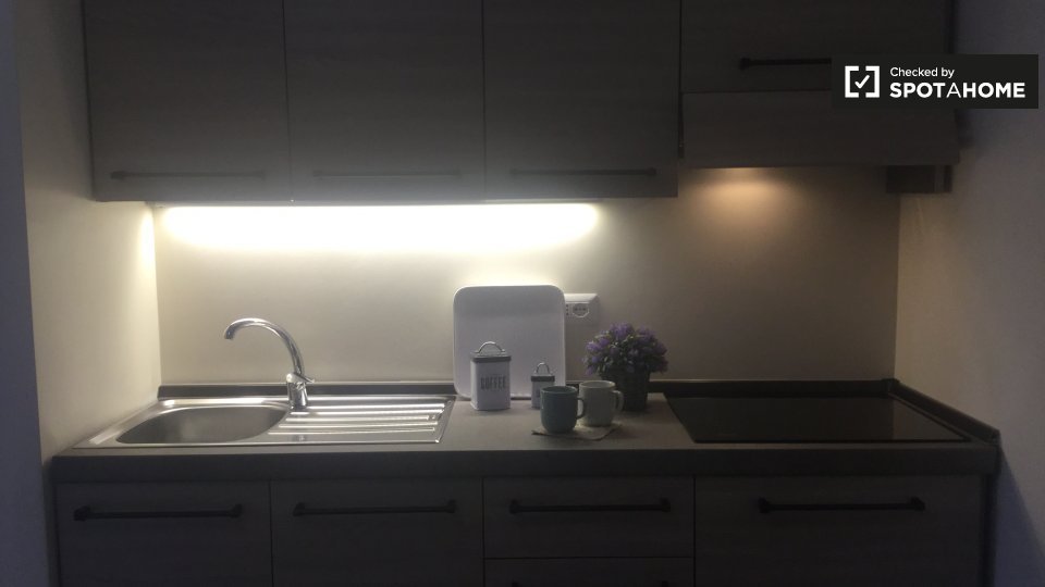 Immagine 4 di Appartamento in affitto  in Piazza Pio XI a Roma