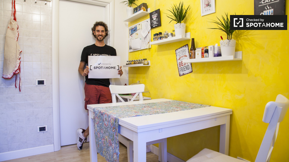 Immagine 8 di Appartamento in affitto  in Via Vallericcia a Roma