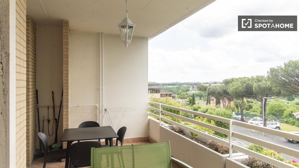 Immagine 1 di Appartamento in affitto  in Via Saronno a Roma