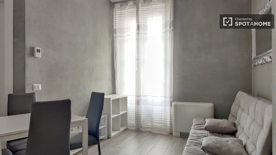 Immagine 5 di Camera condivisa in affitto  in Via Privata San Basilio a Milano