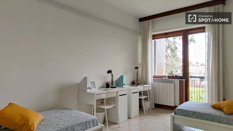 Immagine 4 di Camera condivisa in affitto  in Mauro a Milano