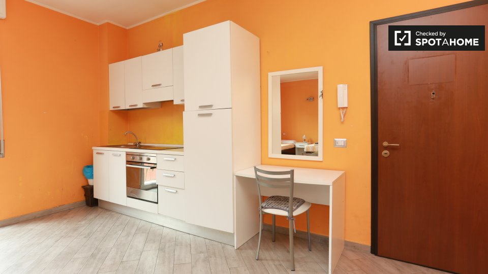 Immagine 4 di Ufficio in affitto  in Via Bordighera a Milano