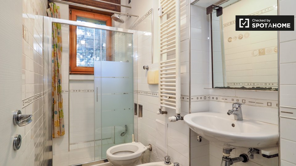 Immagine 11 di Camera condivisa in affitto  in Via Giovanni Ambrogio de Predis a Milano