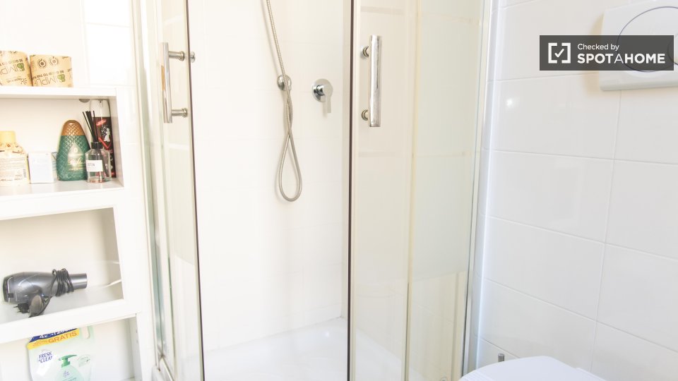 Immagine 4 di Ufficio in affitto  in Via Aldo Manuzio a Roma