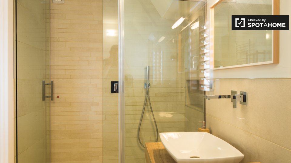 Immagine 13 di Ufficio in affitto  in Viale S. Gimignano, 20146 Milano MI, Italy a Milano