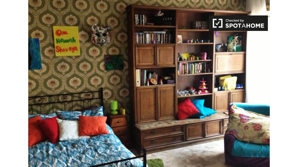 Immagine 19 di Camera condivisa in affitto  in Piazza San Giovanni Bosco a Roma