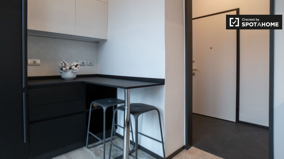 Immagine 13 di Appartamento in affitto  in Piazzale Biancamano a Milano