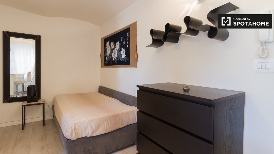 Immagine 4 di Ufficio in affitto  in Via della Rocca a Torino