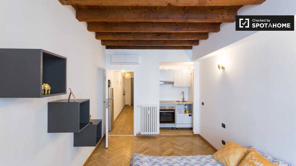 Immagine 10 di Ufficio in affitto  in Corso Venezia a Milano