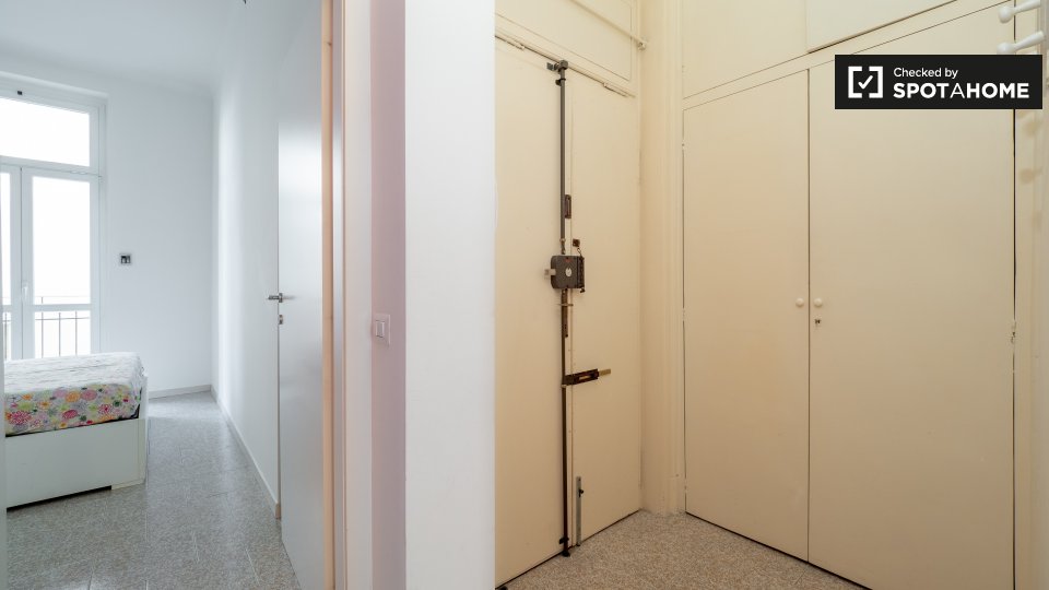 Immagine 18 di Appartamento in affitto  in Via Archimede, 20129 Milano MI, Italy a Milano