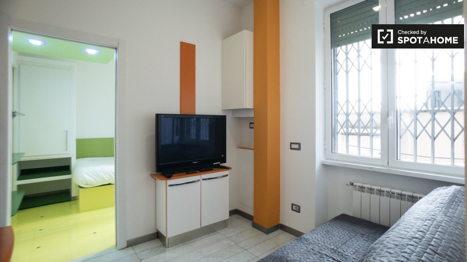 Immagine 2 di Appartamento in affitto  in Via Fiuggi, 20159 Milano MI, Italy a Milano