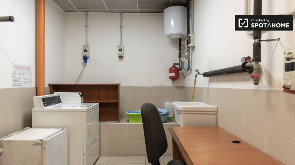 Immagine 18 di Ufficio in affitto  in Viale della Venezia Giulia a Roma