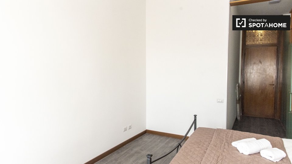 Immagine 3 di Camera condivisa in affitto  in Via Nomentana a Roma