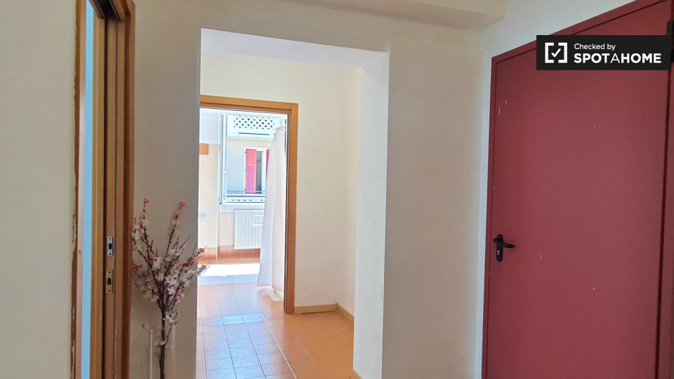 Immagine 9 di Camera condivisa in affitto  in Via Anton Giulio Barrili a Milano