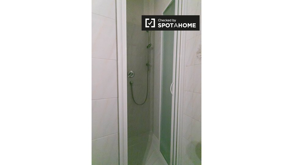 Immagine 12 di Camera condivisa in affitto  in Via delle Cave di Pietralata, 00157 Roma RM, Italy a Roma