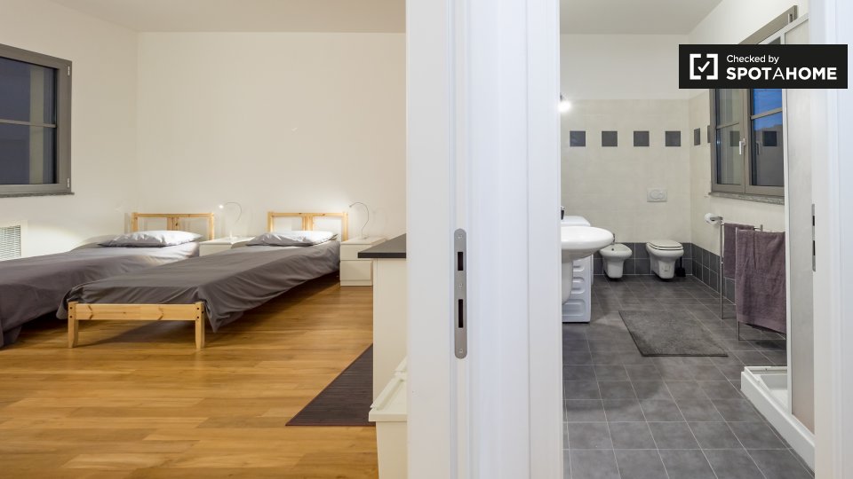 Immagine 7 di Ufficio in affitto  in Via Enrico Cosenz a Milano