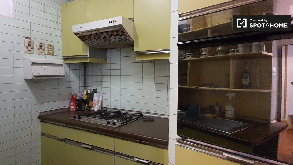 Immagine 11 di Camera condivisa in affitto  in Piazza Santa Maria Maggiore a Trento