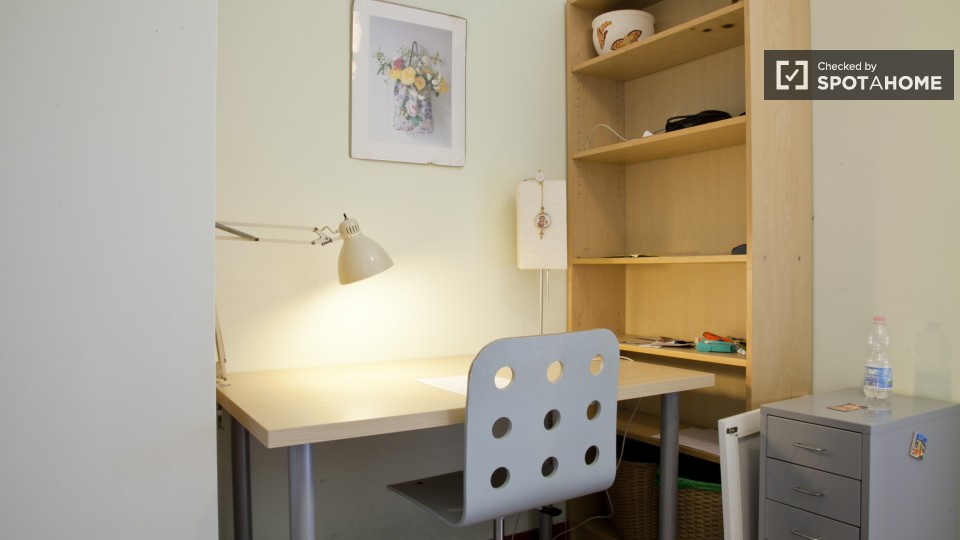 Immagine 16 di Camera condivisa in affitto  in Via Tiburtina a Roma