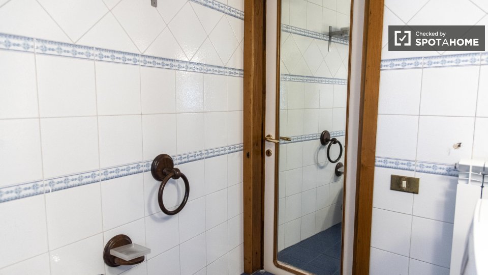 Immagine 16 di Ufficio in affitto  in Piazza di S. Egidio a Roma