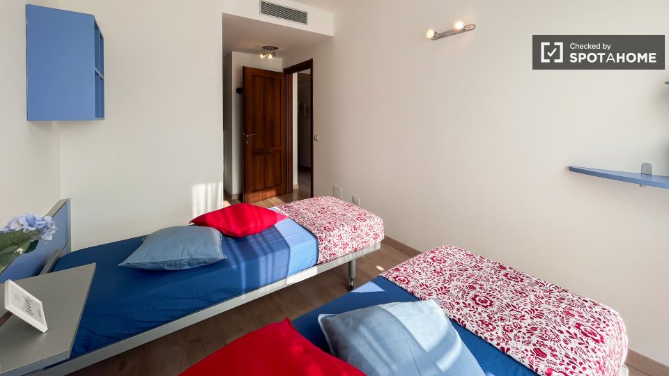 Immagine 3 di Camera condivisa in affitto  in Via Carlo Boncompagni a Milano