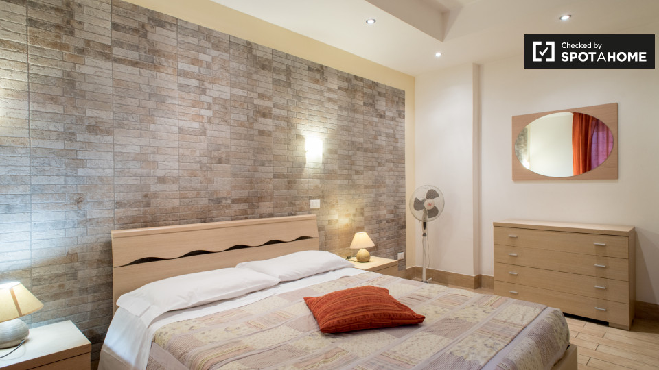 Immagine 2 di Ufficio in affitto  in Via Filippo Bernardini a Roma