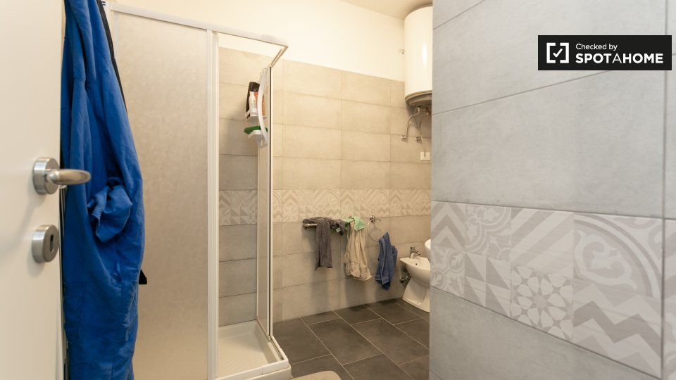 Immagine 6 di Camera condivisa in affitto  in Via Francesco Caracciolo, 20155 Milano MI, Italy a Milano