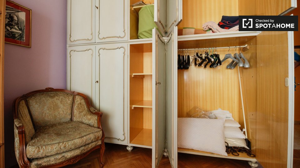 Immagine 4 di Camera condivisa in affitto  in Via Lima, 10137 Torino TO, Italy a Torino