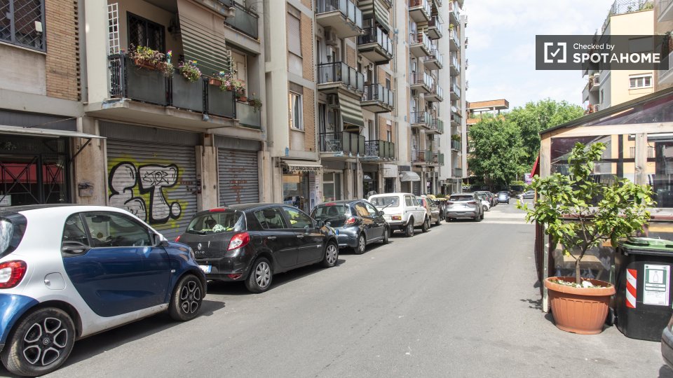 Immagine 19 di Appartamento in affitto  in Via Giovanni Filippo Ingrassia a Roma