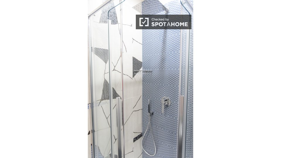 Immagine 6 di Appartamento in affitto  in Via Giovanni Filippo Ingrassia a Roma