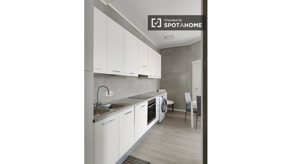 Immagine 9 di Camera condivisa in affitto  in Via Privata San Basilio a Milano