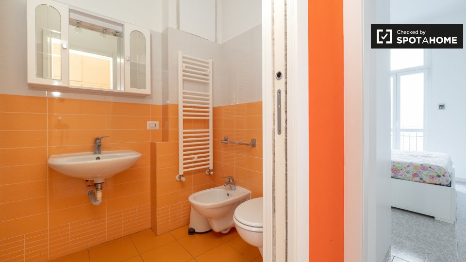 Immagine 12 di Appartamento in affitto  in Via Archimede, 20129 Milano MI, Italy a Milano