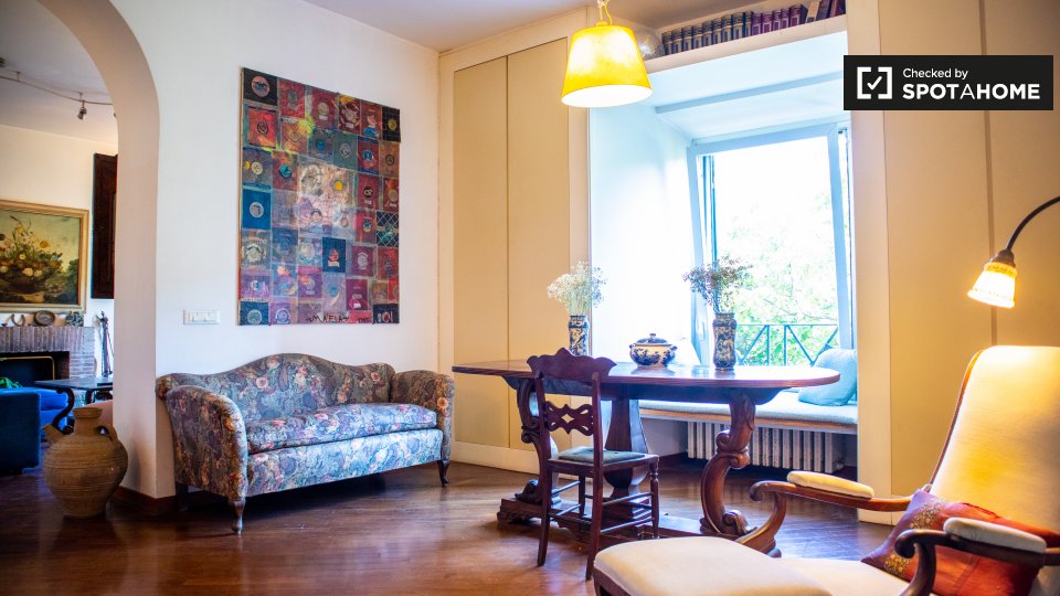 Immagine 4 di Appartamento in affitto  in Via Garibaldi, 89, 00165 Roma RM, Italy a Roma