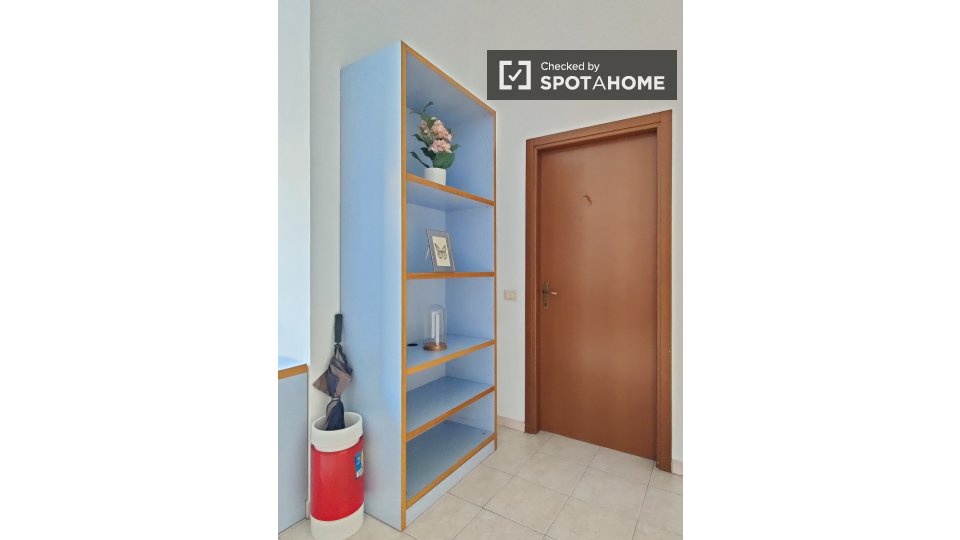 Immagine 8 di Appartamento in affitto  in Via degli Etruschi a Milano