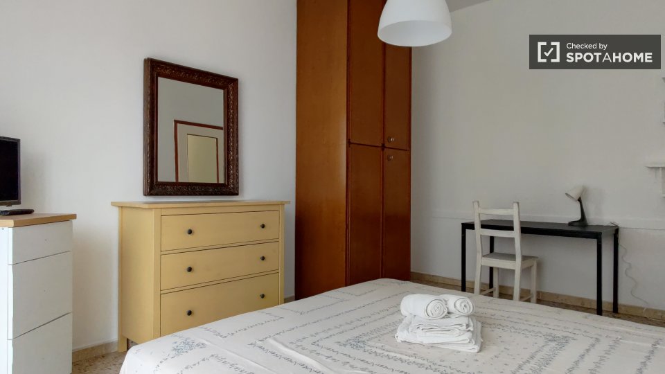 Immagine 3 di Camera condivisa in affitto  in Via Vincenzo Gioberti a Sesto San Giovanni