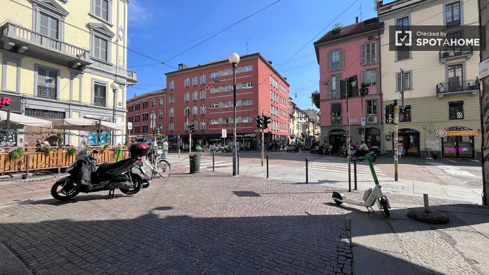 Immagine 14 di Appartamento in affitto  in Corso di Porta Ticinese a Milano