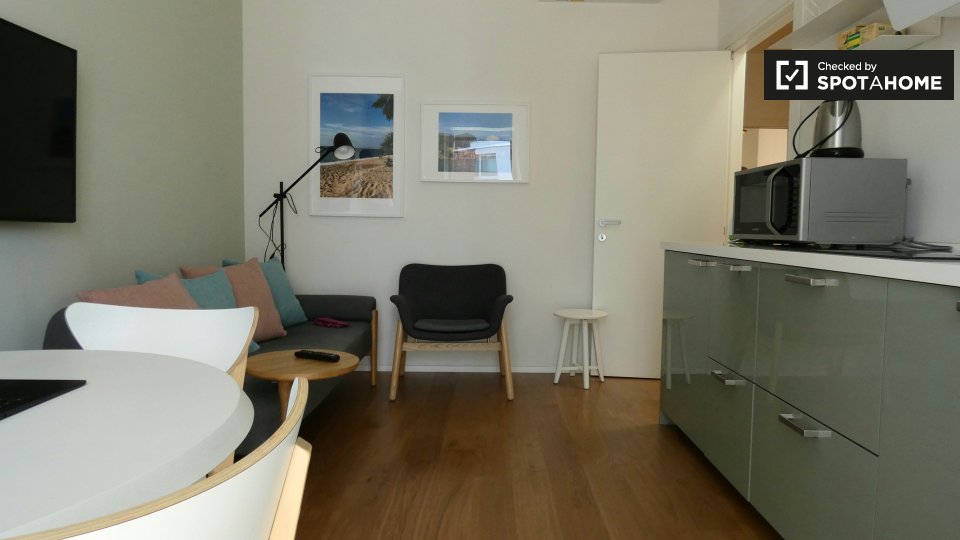 Immagine 7 di Appartamento in affitto  in Via Cenisio a Milano