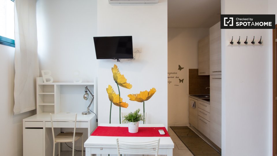 Immagine 5 di Ufficio in affitto  in Via Privata Carlo Montanari a Milano