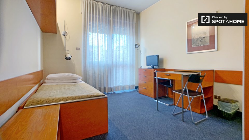 Immagine 1 di Ufficio in affitto  in Via Privata Viserba a Milano