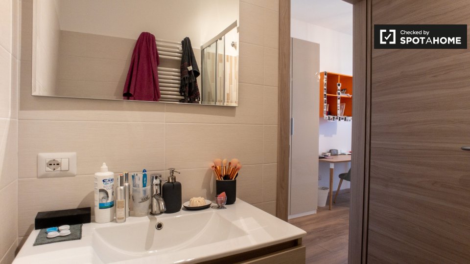 Immagine 9 di Camera condivisa in affitto  in Via Risorgimento, 11, 20093 Cologno Monzese MI, Italy a Cologno Monzese